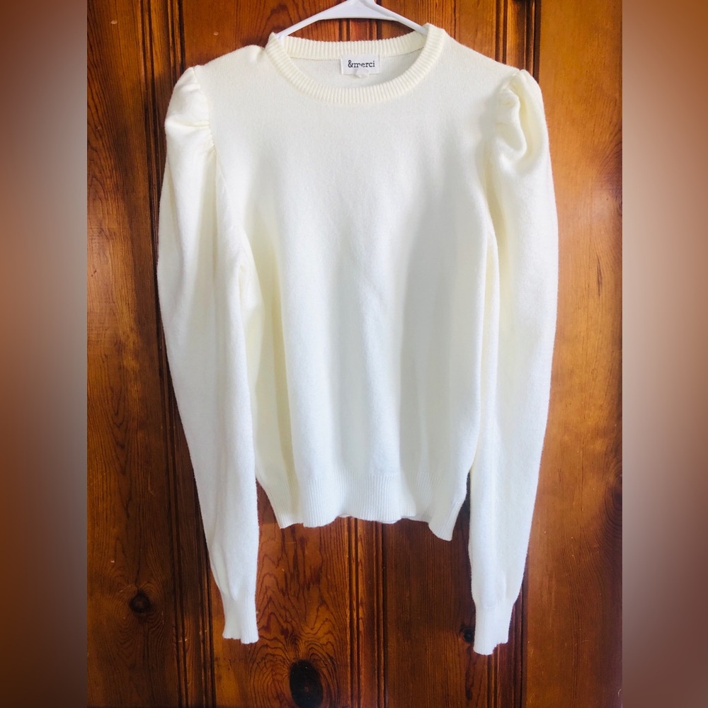 Women’s sweater size small
